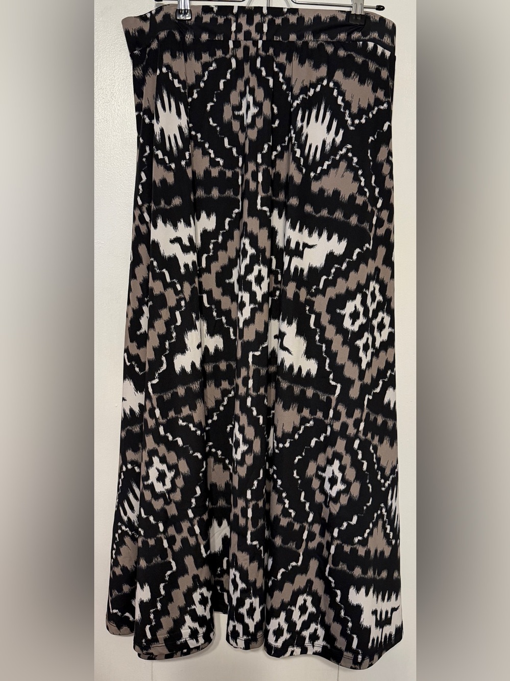 INC International Concepts Black Ikat Print Maxi Skirt Size Large